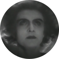 Вернер Фуэтерер в роли Архангел Михаил